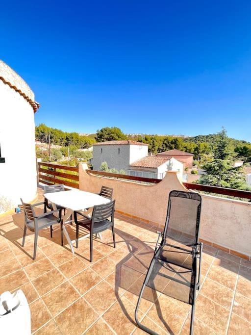 Appartement Proche Aeroport Marseille Marignane - Studio Confortable - Logement Ideal - Hebergement Tout Equipe Rognac Exterior photo