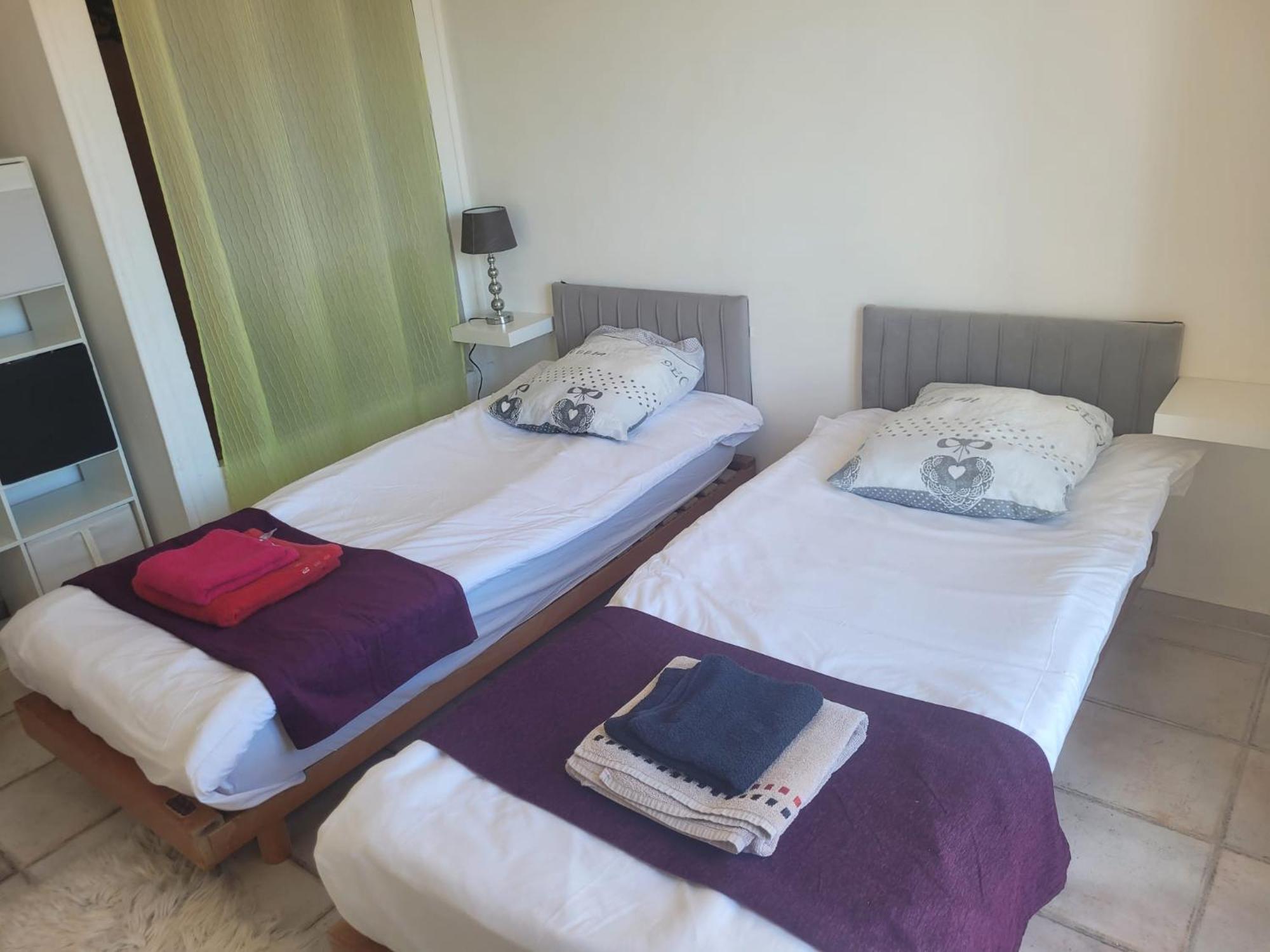 Appartement Proche Aeroport Marseille Marignane - Studio Confortable - Logement Ideal - Hebergement Tout Equipe Rognac Exterior photo